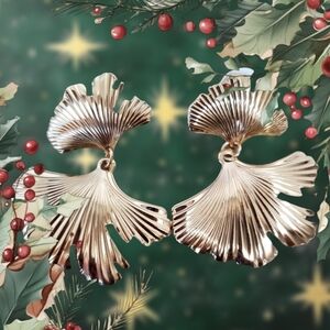 Large Goldtone Dangling Fan Mushroom Earrings